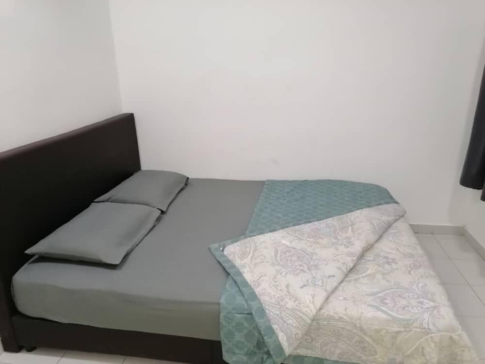 Mesahill Nilai 2 Room Condo - Fast Wifi, Amazing Pool & Tv Exteriér fotografie