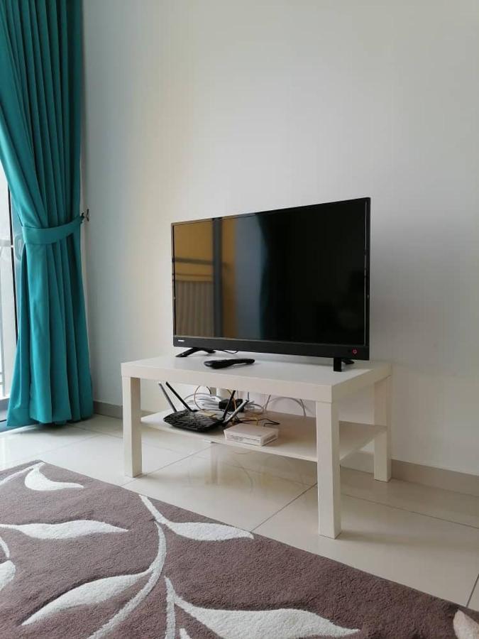 Mesahill Nilai 2 Room Condo - Fast Wifi, Amazing Pool & Tv Exteriér fotografie
