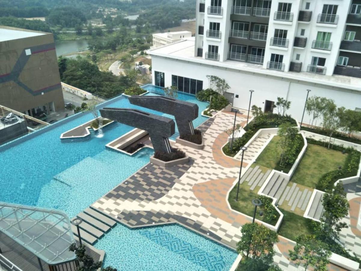 Mesahill Nilai 2 Room Condo - Fast Wifi, Amazing Pool & Tv Exteriér fotografie